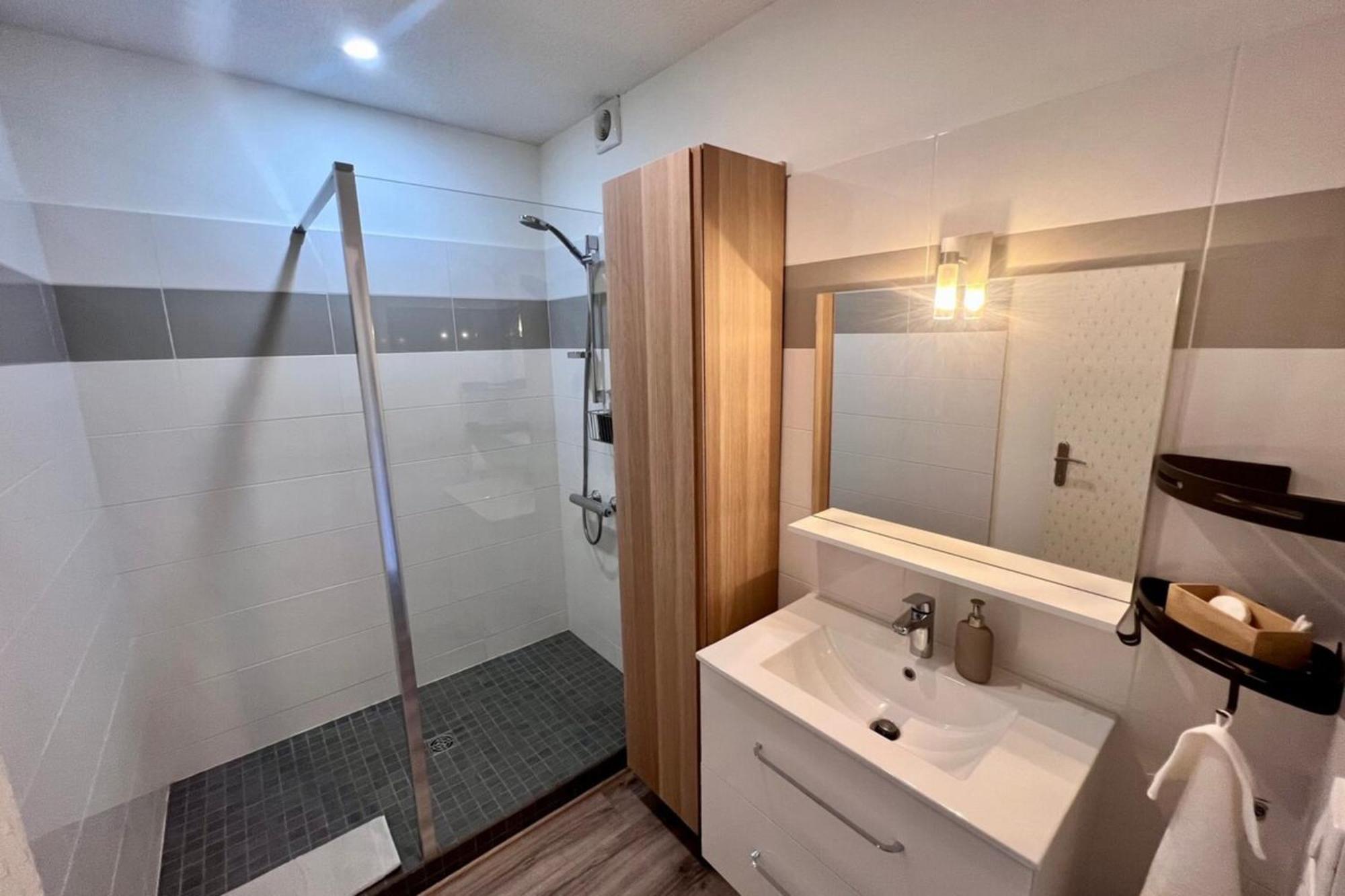 Casa Bert - T2 Avec Parking&Balcon En Centre Ville ブリーブ・ラ ・ガイヤルド エクステリア 写真